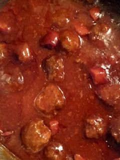 A picture of Hot meatballs.