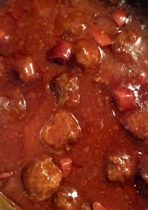 A picture of Hot meatballs.