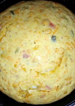 A picture of jalapeño corn bread.
