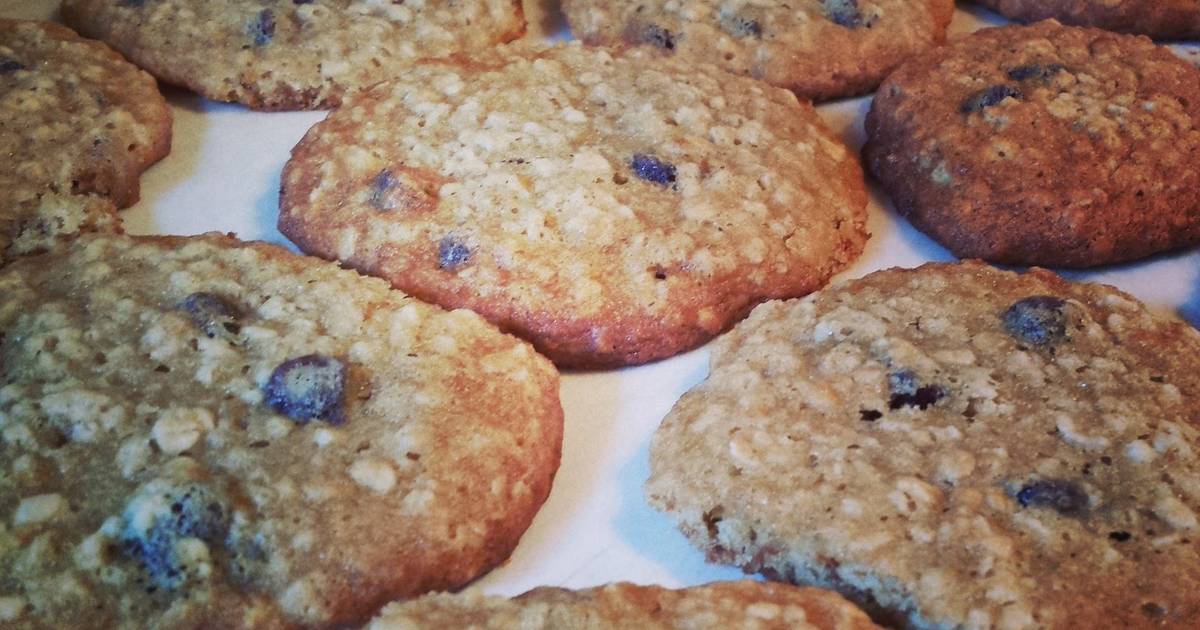 Banana Oatmeal Chocolate Chip Cookies Recipe By Angela Walston Cookpad