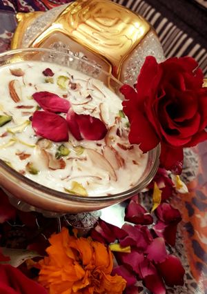 દૂધીની ખીર (Dudhi Kheer Recipe In Gujarati) રેસીપી મુખ્ય ફોટો