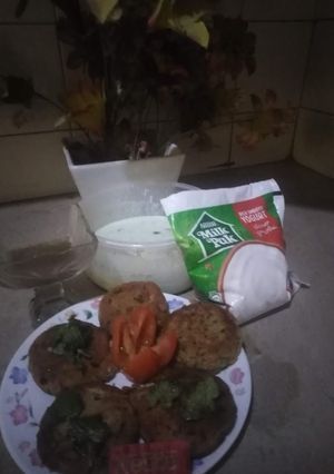 A picture of Chapli kabab.