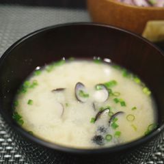 A picture of Shijimi Clam Miso Soup.