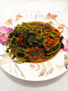 Foto resep Tumis Daun Ubi Jalar