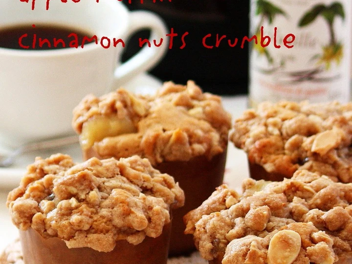 Easy Way Make Cinnamon Nut Crumble Apple Muffins which So Delicious