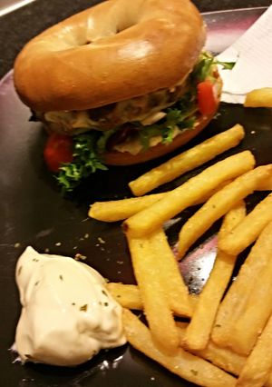 A picture of Bagel Kofte Burger.