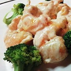 A picture of Ebimayo - Batter-fried Shrimp with Ra-yu Mayo Sauce.