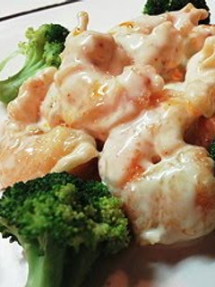 A picture of Ebimayo - Batter-fried Shrimp with Ra-yu Mayo Sauce.