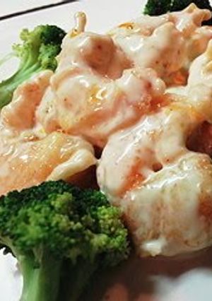 A picture of Ebimayo - Batter-fried Shrimp with Ra-yu Mayo Sauce.