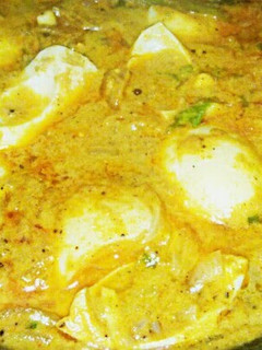 A picture of Creamy egg curry.