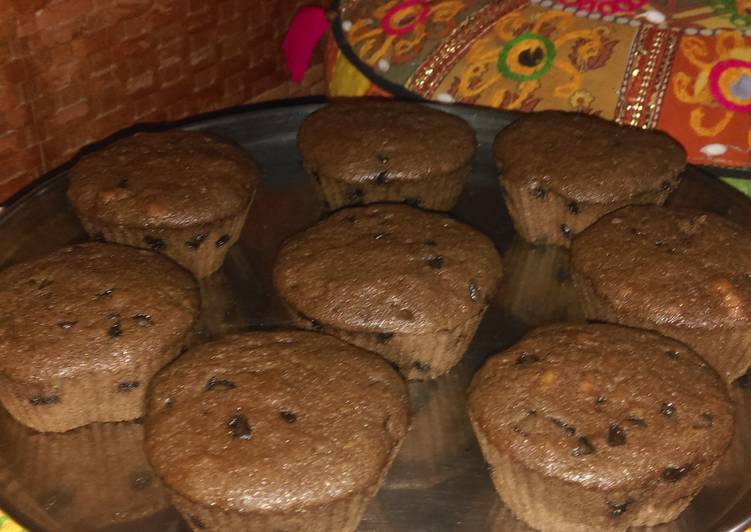 Steps to Make Ultimate Double chocochip banana muffins