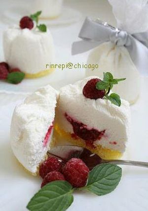 A picture of Raspberries Crémet d'Anjou Style.