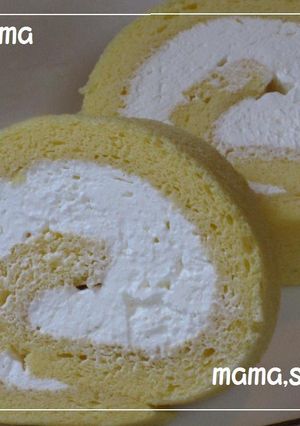 A picture of Moist and Melt-in-Your-Mouth Swiss Roll Cake.