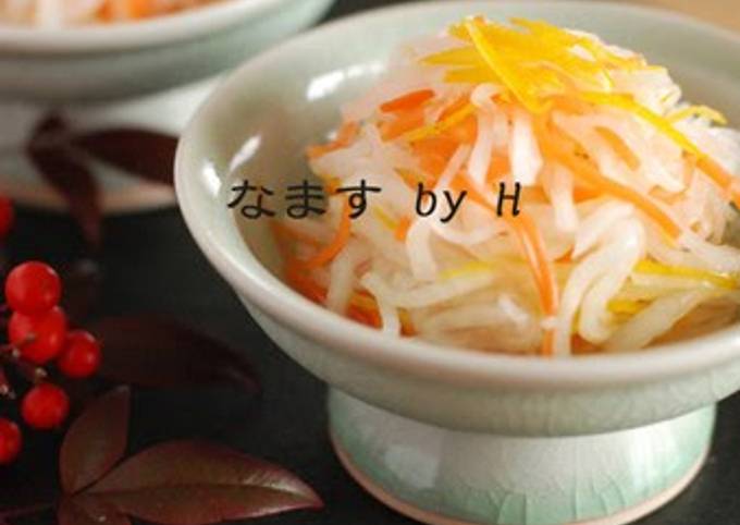 Steps to Make Thomas Keller Daikon Radish and Carrot Namasu Pickles