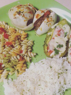 A picture of Stuffed Onion Bombs.