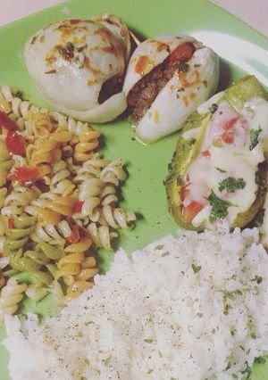 A picture of Stuffed Onion Bombs.