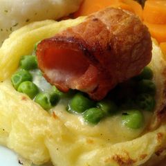 A picture of Vickys Retro Potato Nests, GF DF EF SF NF.