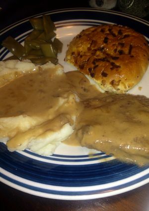 A picture of Crockpot cubed steak and gravy.