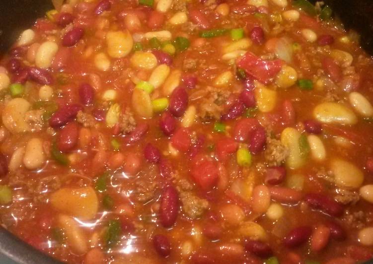 Summer 5 Bean chili