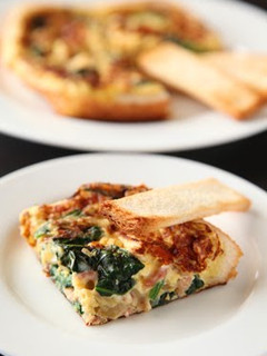 A picture of Frying Pan Quiche Made with Sliced Bread.