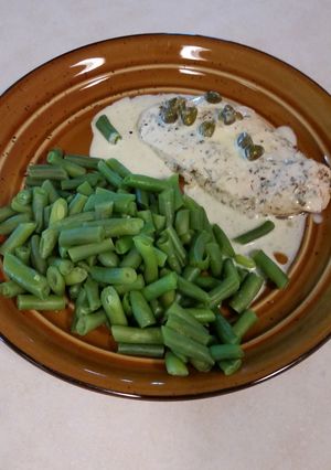 A picture of Caper Chicken.