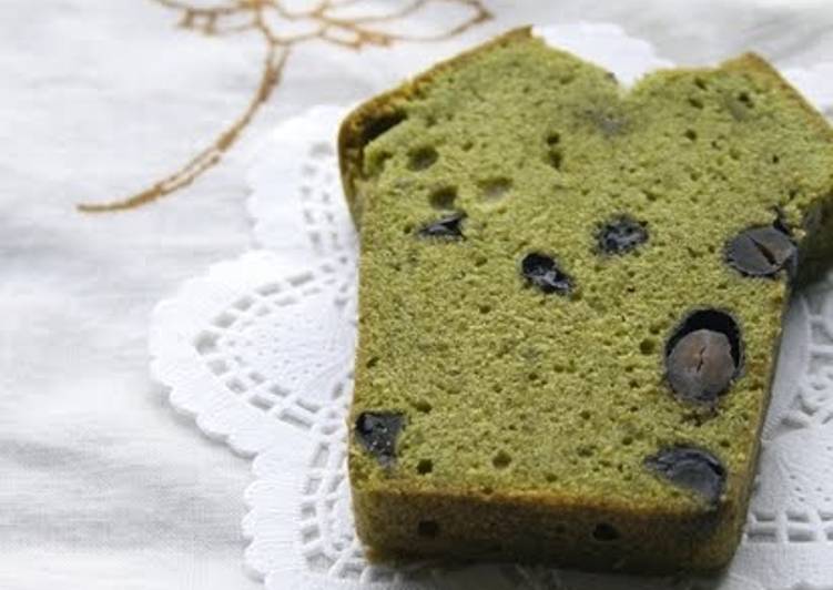 Simple Way to Make Japanese-style Cake with Matcha and Kuromame