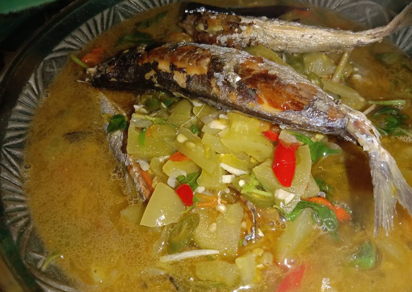 Tumis ikan pedak tomat ijo