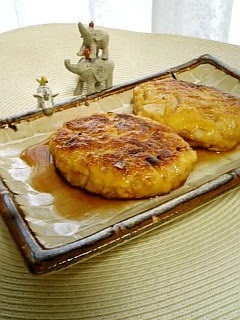 A picture of Okra and Tofu Hamburgers with Miso Sauce.