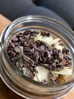 Una foto de Avena con almendra y cacao