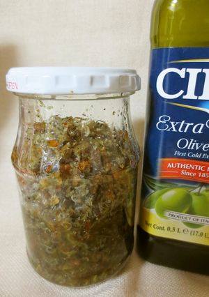 A picture of Japanese-style Chunky Olive Oil.