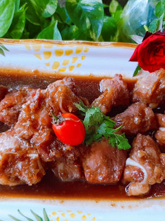 Hình của món Sườn non rang.