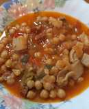 Potaje de garbanzos y sepia