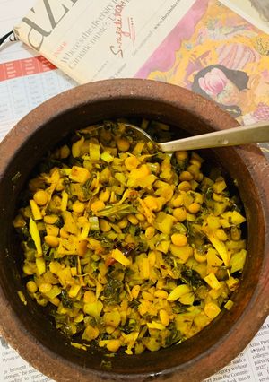 A picture of Gobhi danthal with chana dal (cauliflower stalk with chickpea lentils).