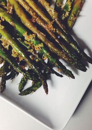 A picture of Oven Roasted Asparagus.