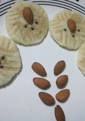 ચોખાના લોટ નાં લાડુ રેસીપી મુખ્ય ફોટો