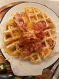 Cheddar-Jalapeno-Waffeln