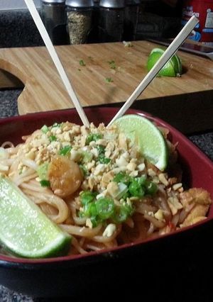 A picture of Homemade Pad Thai.