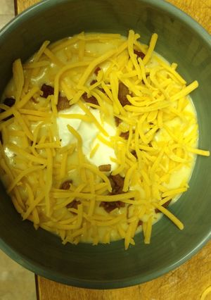 A picture of Easy Potato Cheese Soup.