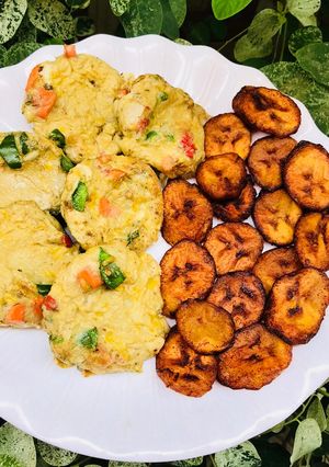 A picture of Egg muffin wt fried plantain.