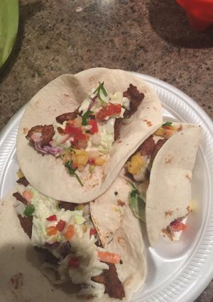 A picture of Fish Taco.