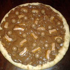 A picture of Chocolate Pizza.