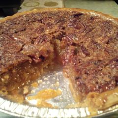 A picture of sunshine's coconut pecan pie.
