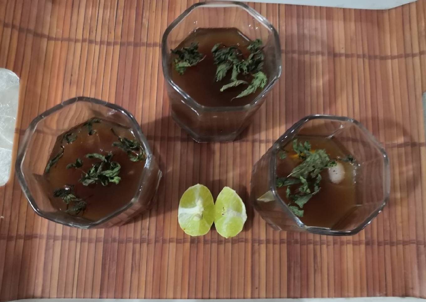 Lemon pudina ice tea