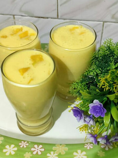 मैंगो शेक (Mango shake recipe in Hindi) रेसिपी मुख्य फोटो