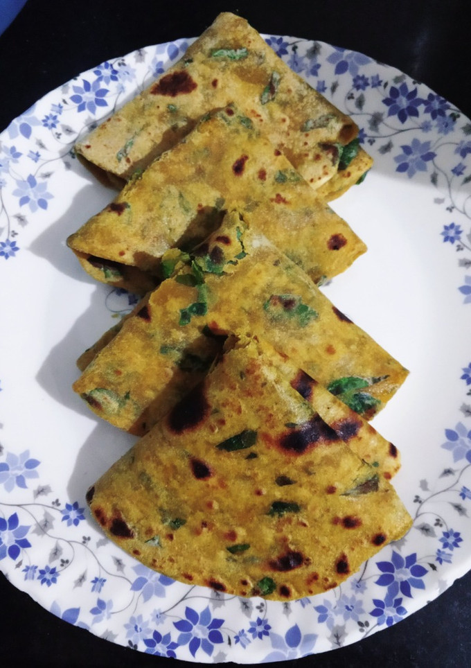 மேத்தி வீட் பரோட்டா செய்முறை முக்கிய புகைப்படம்
