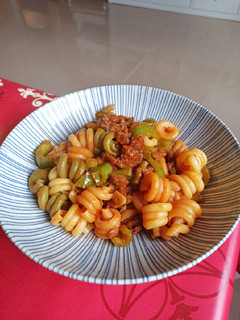 Una foto de Pasta con chorizo y pimiento