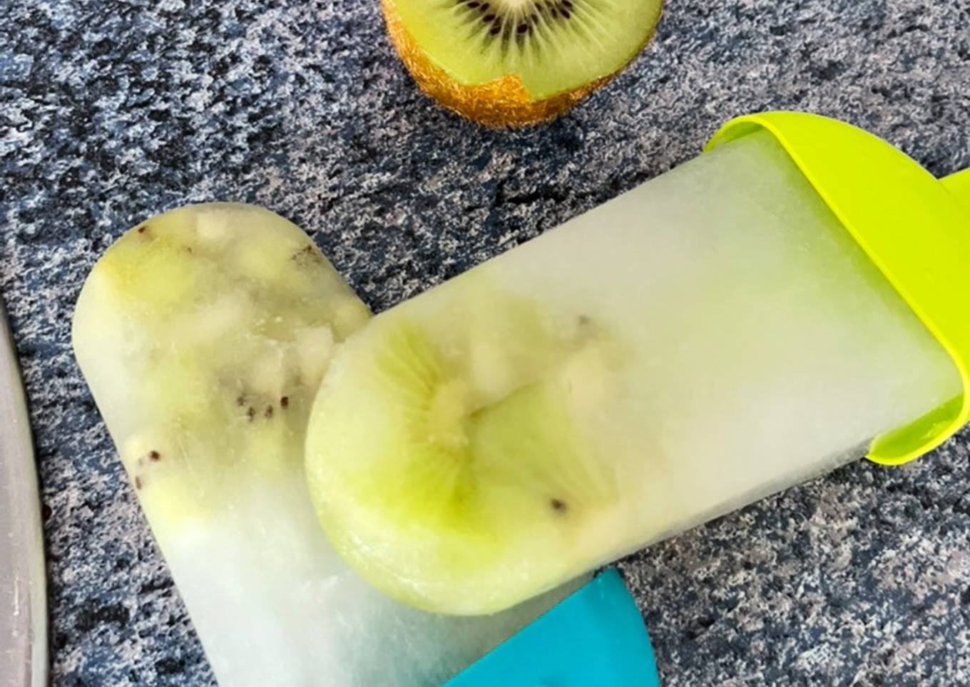 Polos de kiwi y limonada