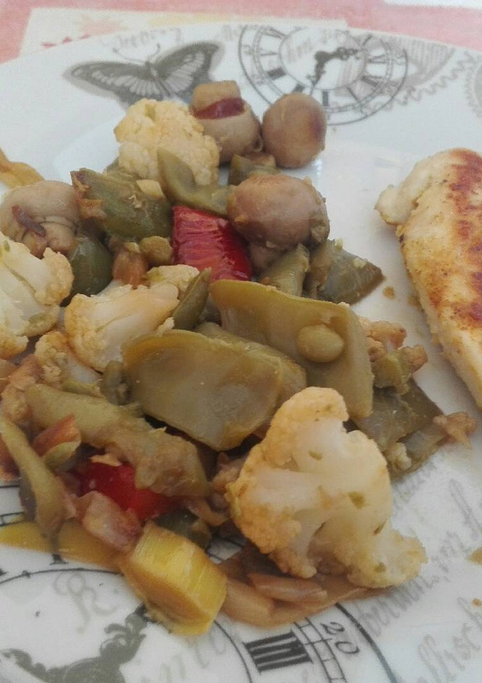Una foto de Panaché salteado de verduras