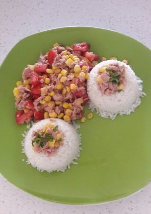 Una foto de Volcán de atún.🍽🍷