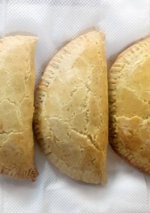 A picture of Chicken pie.